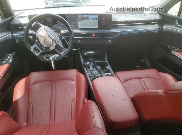 KNAG64J78S5384502 2025 KIA K5 White Առջևի վահանակի տեսք