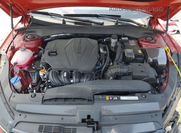KNAG64J79T5402085 2026 KIA K5 Red Вид задньої частини салону