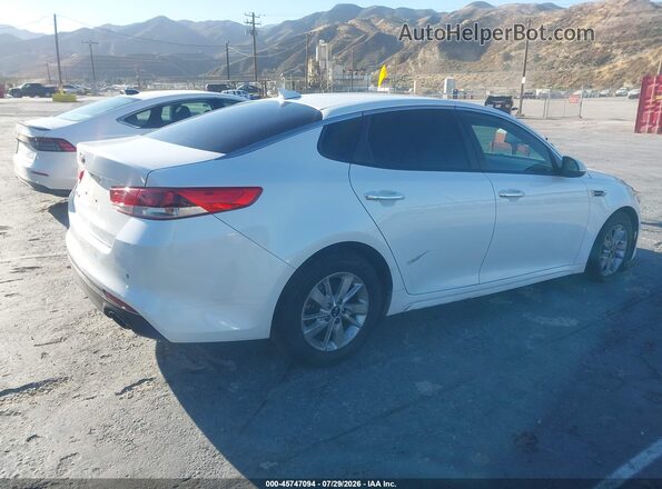 KNAGT4L3XJ5203384 2018 KIA OPTIMA White Задня права чверть