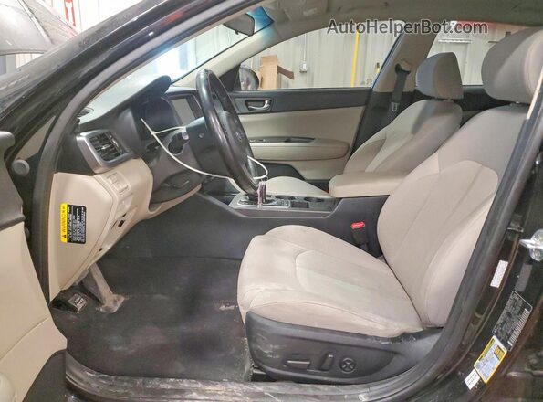 KNAGT4LE5H5011270 2017 KIA OPTIMA Black Widok wnętrza z przodu