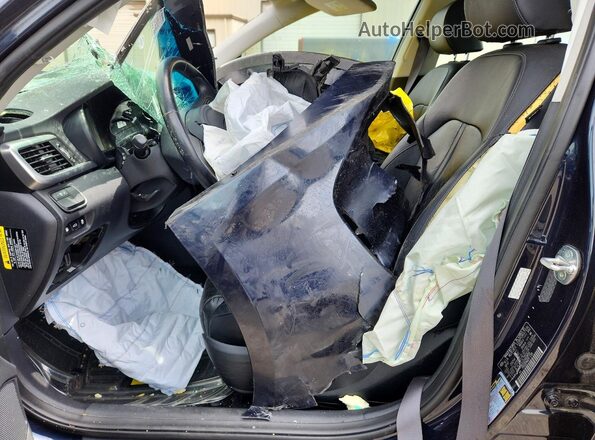 KNAGU4LE2J5023850 2018 KIA OPTIMA Синий Вид салона спереди