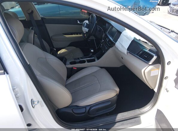 KNAGU4LE3H5012558 2017 KIA OPTIMA HYBRID White წინა სალონის ხედი