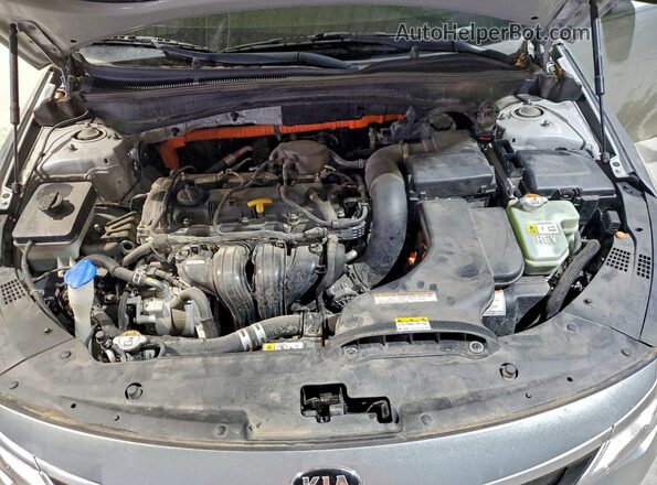KNAGV4LD8H5008963 2017 KIA OPTIMA Серебряный Вид задней части салона