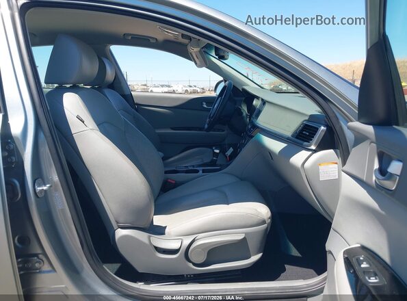 KNAGV4LDXH5012903 2017 KIA OPTIMA PLUG-IN HYBRID Silver წინა სალონის ხედი