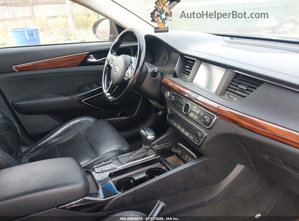 KNALB4J12H5052117 2017 KIA CADENZA Blue Front interior view