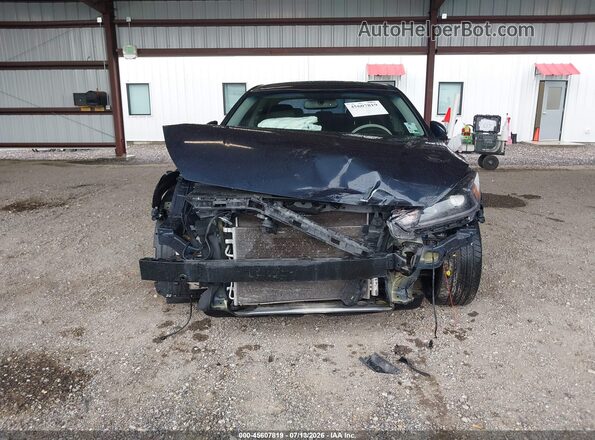 KNALC4J11J5119356 2018 KIA CADENZA Black Front view