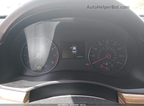 KNALC4J11J5123858 2018 KIA CADENZA White უკანა სავარძლების ხედი