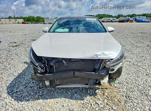 KNALC4J12H5093859 2017 KIA CADENZA White Вид спереду