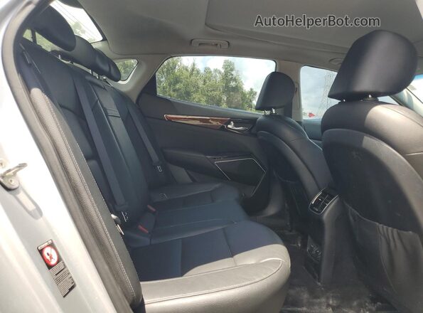 KNALC4J16J5123788 2018 KIA CADENZA Silver Հետևի նստատեղերի տեսք