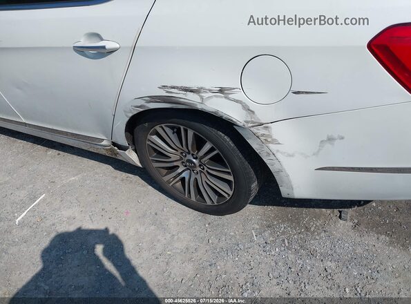 KNALN4D76G5211226 2016 KIA CADENZA White Widok wnętrza z tyłu