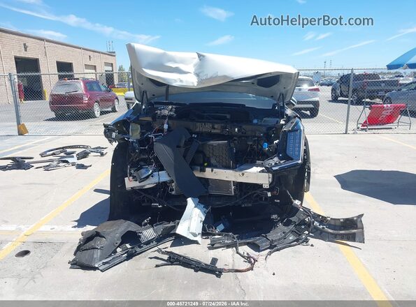 KNDADFS53R6039440 2024 KIA EV9 Light Blue Rear interior view