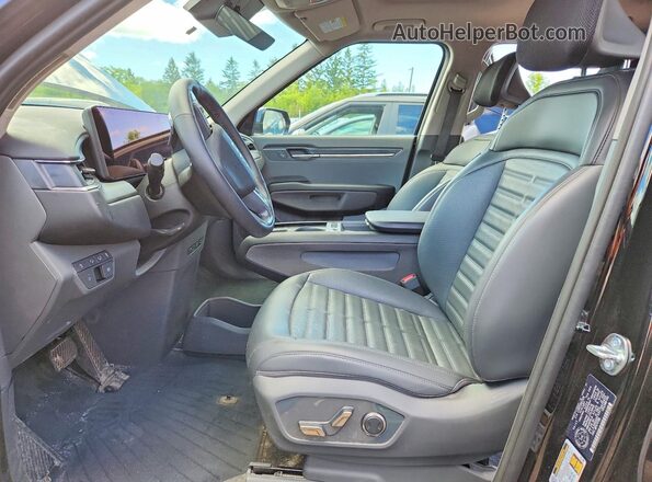 KNDADFS53T6070405 2026 KIA EV9 Black წინა სალონის ხედი