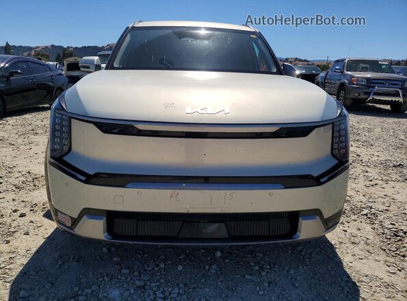KNDADFS54R6027345 2024 KIA EV9 Silver Front view