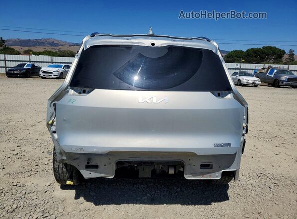 KNDADFS54R6027345 2024 KIA EV9 Silver Rear view