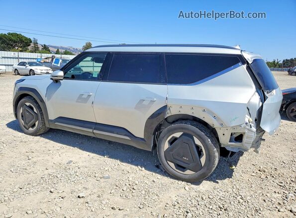 KNDADFS54R6027345 2024 KIA EV9 Silver Rear left
