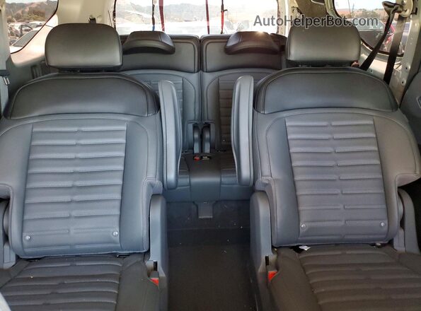 KNDADFS54R6027345 2024 KIA EV9 Silver Rear seats view