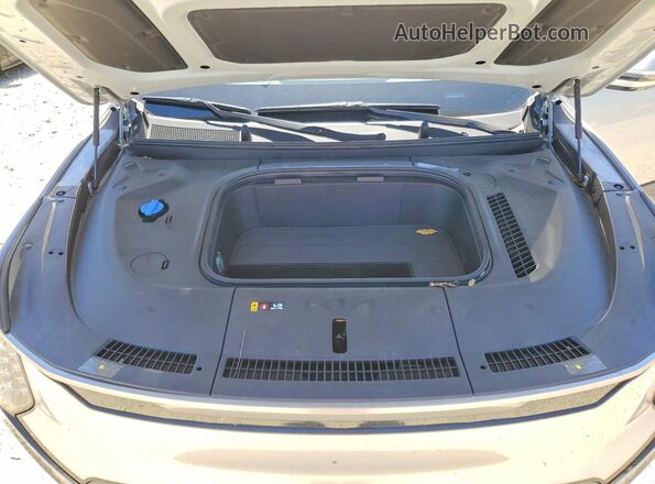 KNDADFS54R6027345 2024 KIA EV9 Silver Engine compartment view