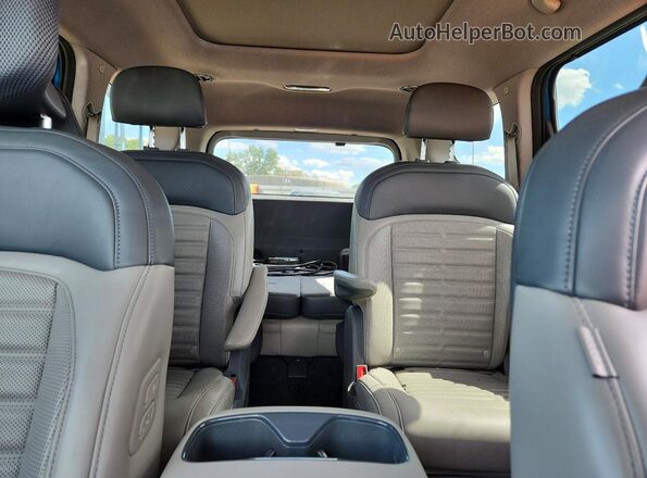 KNDADFS59R6033027 2024 KIA EV9 Blue Rear seats view
