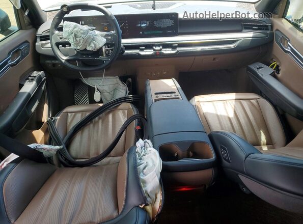 KNDAEFS51R6022438 2024 KIA EV9 Black Dashboard view