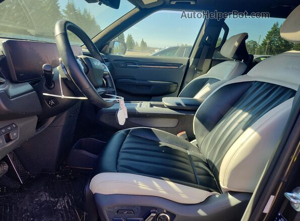 KNDAEFS5XR6022406 2024 KIA EV9 Серый Вид салона спереди
