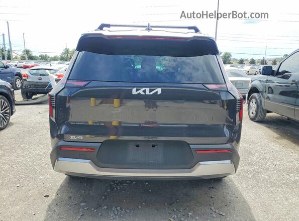 KNDAFFS53R6033700 2024 KIA EV9 Charcoal Вид ззаду
