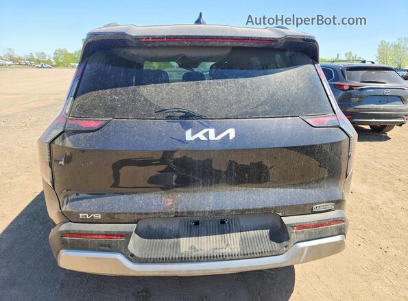KNDAFFS54R6043703 2024 KIA EV9 Black Հետևի տեսք
