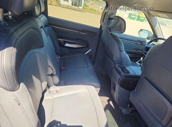 KNDAFFS54R6043703 2024 KIA EV9 Black Հետևի նստատեղերի տեսք