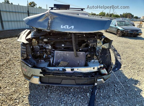 KNDAFFS59R6033880 2024 KIA EV9 Зеленый Вид спереди