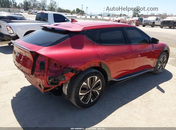 KNDC34LA0N5079468 2022 KIA EV6 Red Trasero derecho