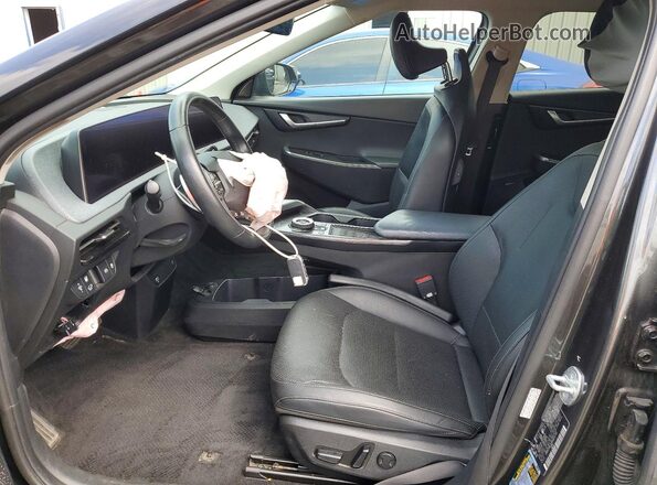 KNDC34LA2P5602735 2023 KIA EV6 Gray Widok wnętrza z przodu