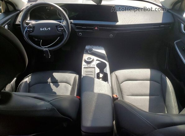 KNDC34LA2R5193722 2024 KIA EV6 Gray Widok deski rozdzielczej