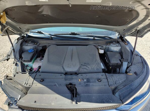 KNDC34LA3P5610245 2023 KIA EV6 Gray Vista interior trasera
