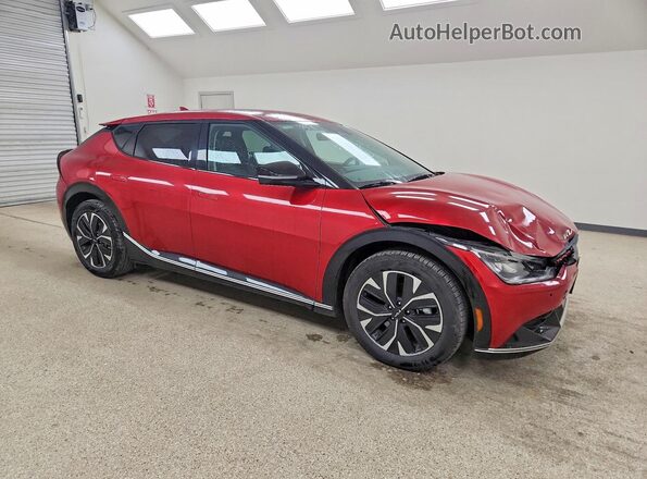 KNDC34LA4R5192104 2024 KIA EV6 Red Передня права чверть