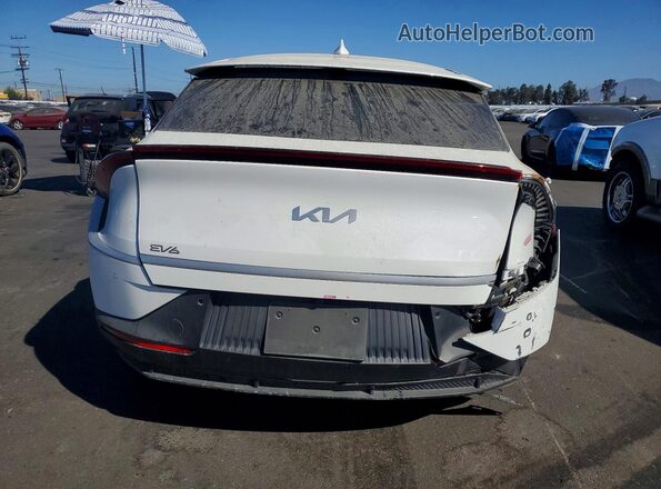 KNDC34LB4R5215535 2024 KIA EV6 White Rear view