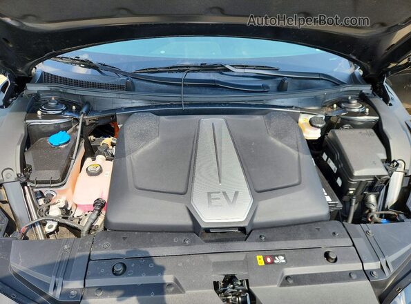 KNDC3DLC0N5048660 2022 KIA EV6 Black Vista interior trasera
