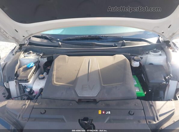 KNDC3DLC3N5087842 2022 KIA EV6 White Rear view