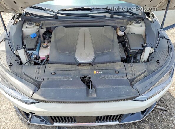 KNDC3DLC5R5169061 2024 KIA EV6 Серый Вид подкапотного пространства