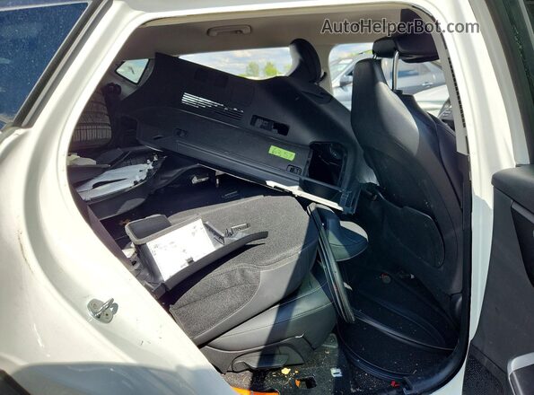 KNDC3DLC8R5196044 2024 KIA EV6 White Rear interior view