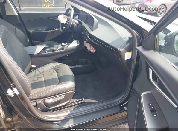 KNDC3DLCXR5220618 2024 KIA EV6 Black Սալոնի դիմացի տեսք