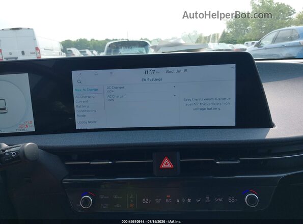 KNDC3DLCXR5220618 2024 KIA EV6 Black 