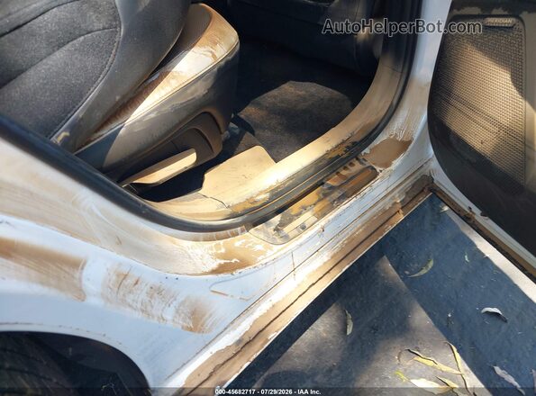 KNDC44LA3R5196528 2024 KIA EV6 Белый Вид задней части салона