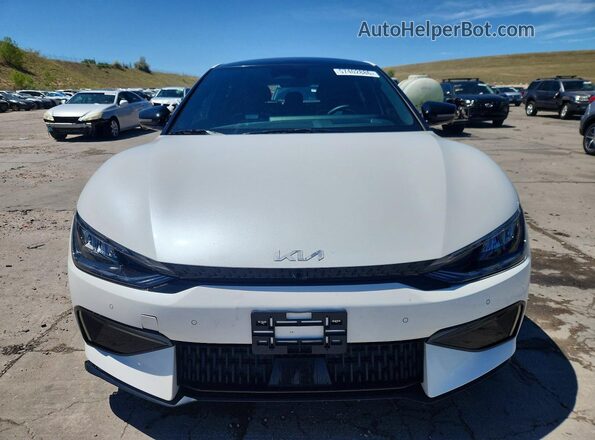 KNDC5DLE2P5125091 2023 KIA EV6 Белый Вид спереди