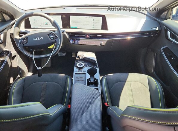 KNDC5DLE2P5125091 2023 KIA EV6 Белый Вид панели приборов