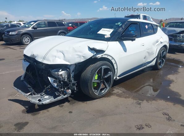 KNDC5DLE9P5102620 2023 KIA EV6 White Vista tres cuartos delantera izquierda