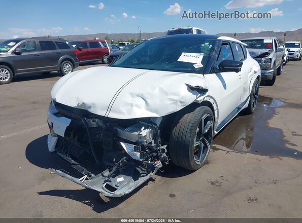 KNDC5DLE9P5102620 2023 KIA EV6 White Vista frontal
