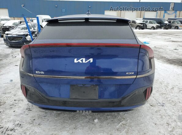 KNDC5DLEXP5140793 2023 KIA EV6 Blue Вид ззаду