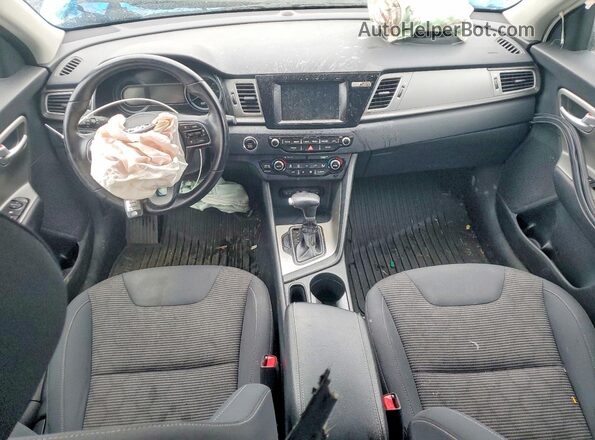 KNDCB3LC1J5204552 2018 KIA NIRO White Widok deski rozdzielczej