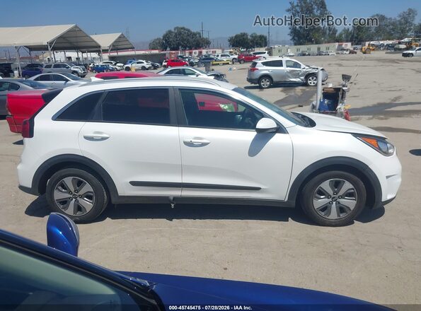 KNDCB3LC1K5348961 2019 KIA NIRO White Սալոնի հետևի տեսք