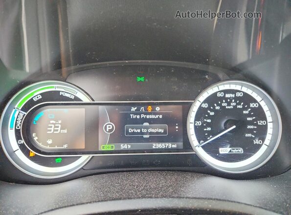 KNDCB3LC2H5040304 2017 KIA NIRO Silver ხელსაწყოთა პანელის ხედი