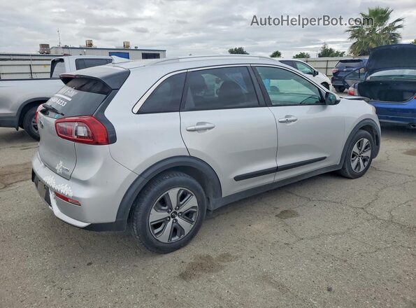 KNDCB3LC2H5090345 2017 KIA NIRO Серебряный Задняя правая четверть